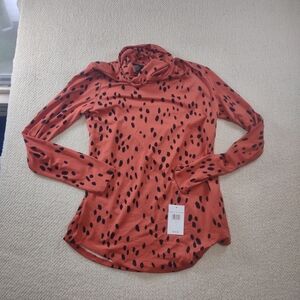 Bobeau Turtleneck Top Medium Rust Dalmatian‎ Classic Lightweight Office Business